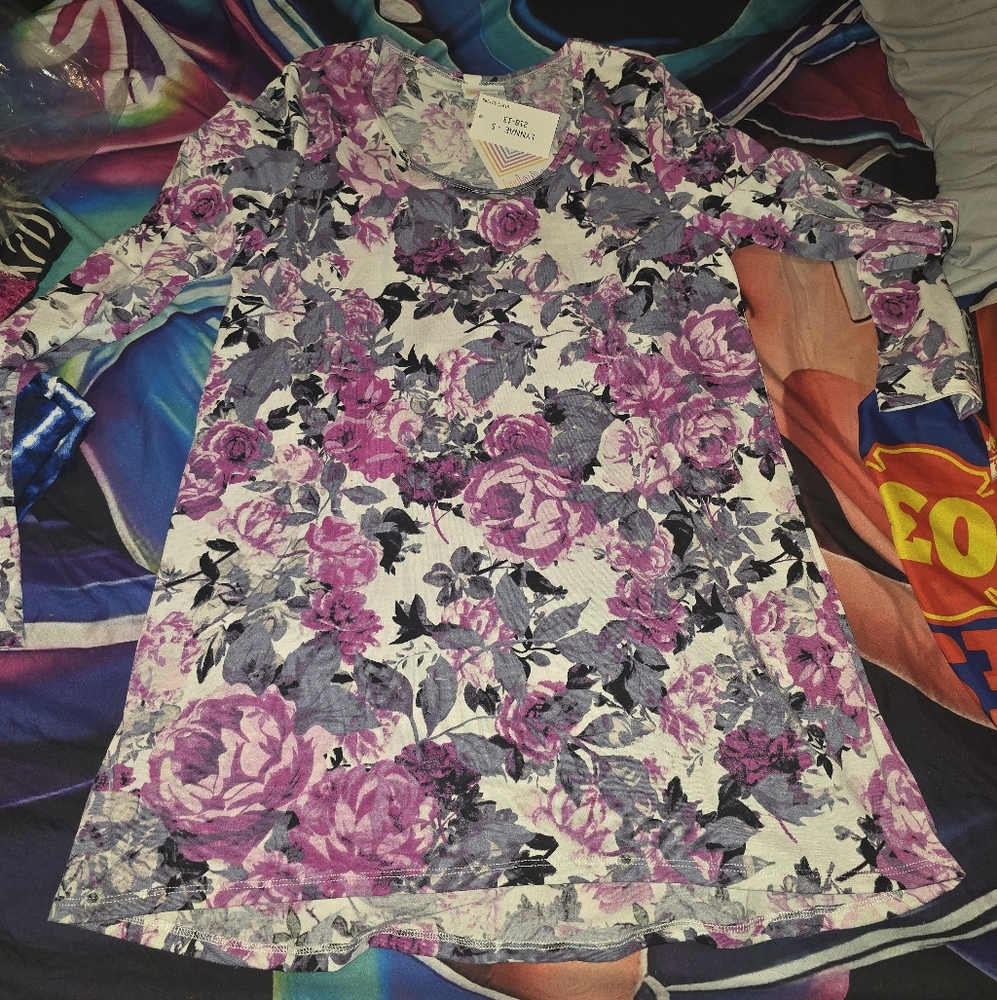 Lularoe Floral Long Sleeve Women's Top